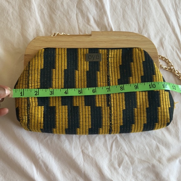 Beautiful hand-crafted African bag made in Ghana - Picture 4 of 5